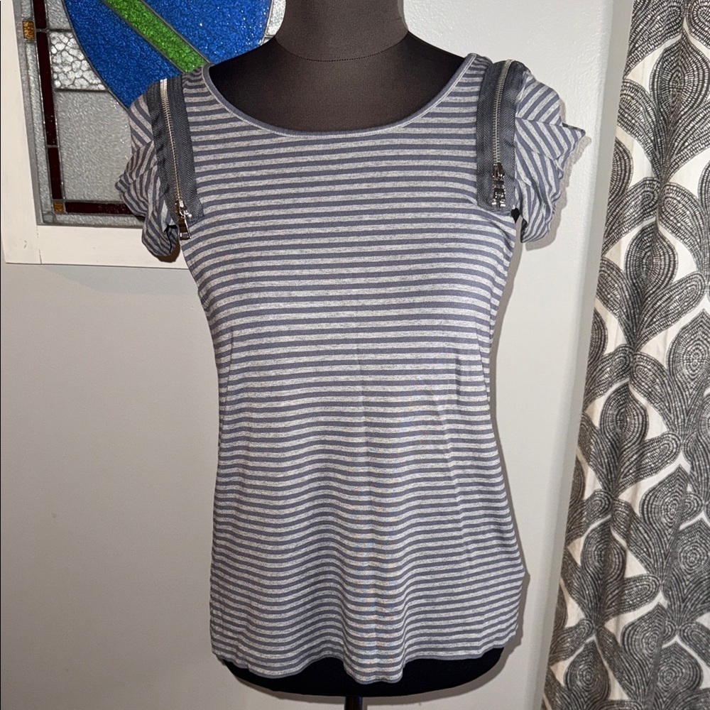 Cynthia Steffe Y2K Striped Zippered Cap Sleeve Top SZ Small